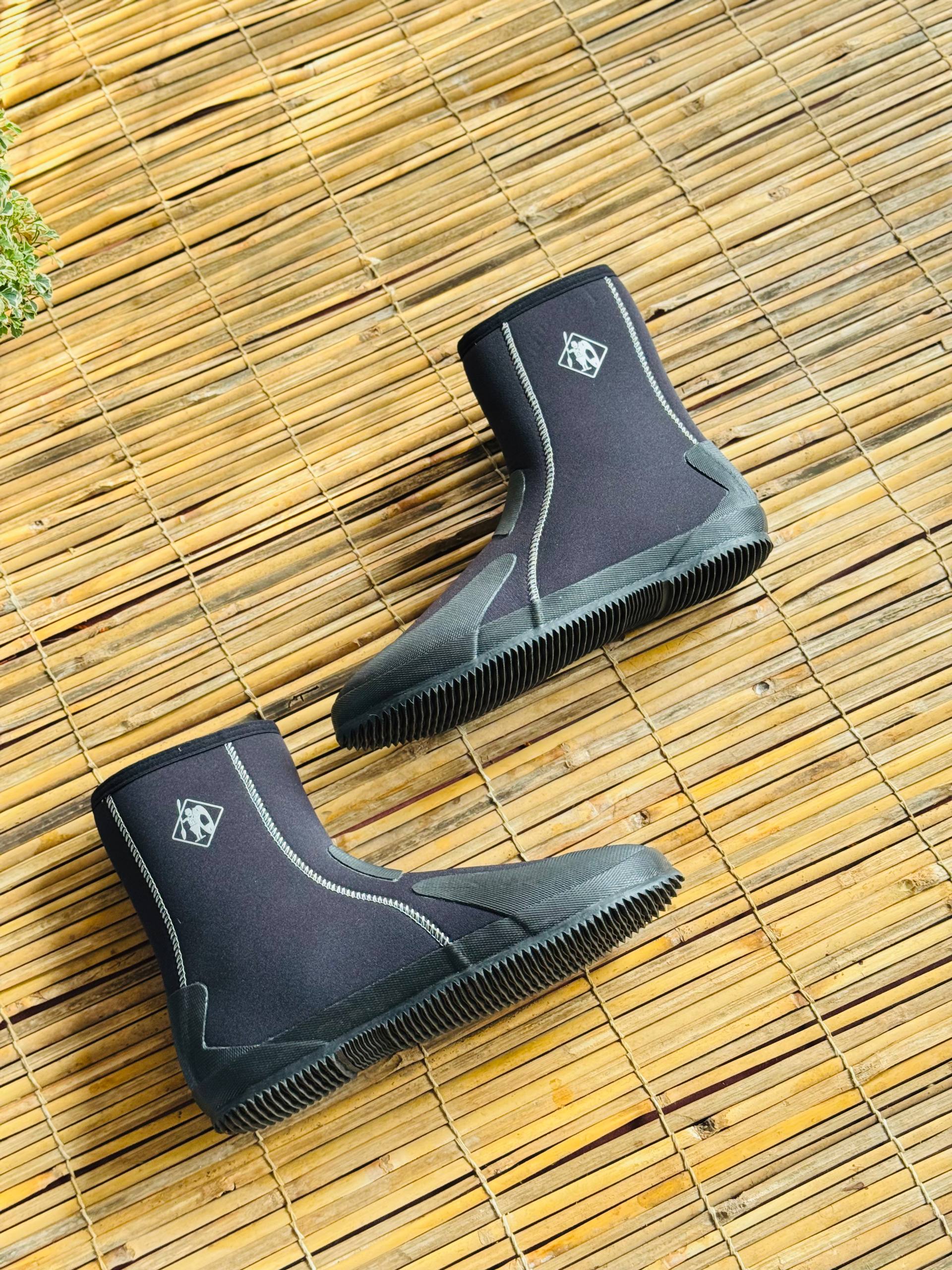 Scuba Boots