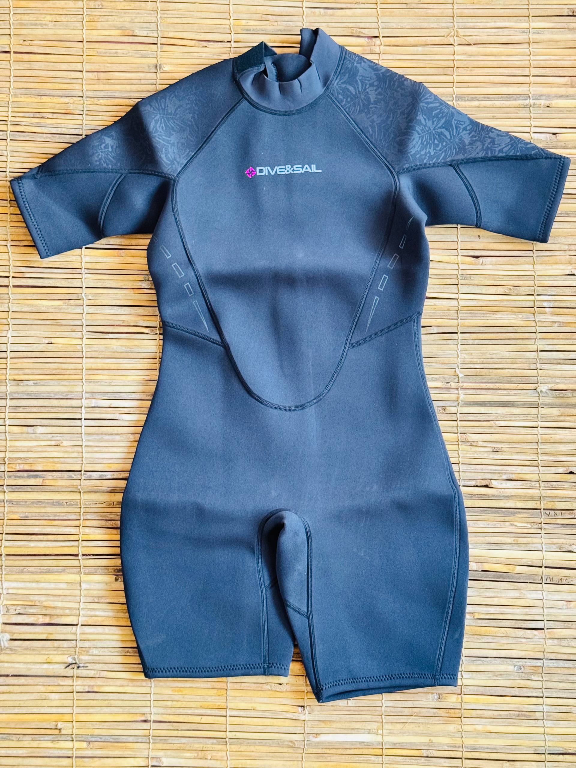 Wetsuit